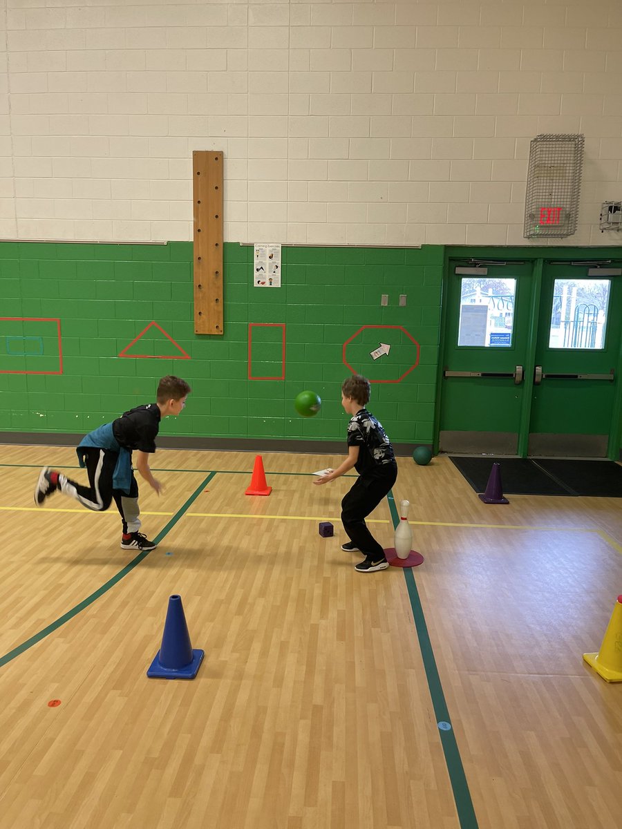 Ms. Dixon tweet media