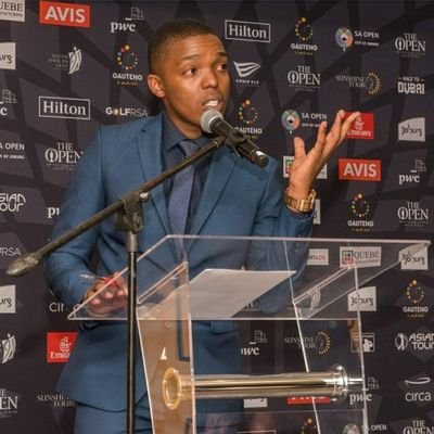 bongityhali's tweet photo. Nhlanhla lux, A man that has been fighting drugs and illegal foreigners has been arrested .. illegal foreigners are walking free ..🤬🤬🤬Fuck EFF..

Dobsonville * The EFF * South Africans* Zondo * #PutSouthAficansFirst  *Sandton https://t.co/9ALbZFULLt