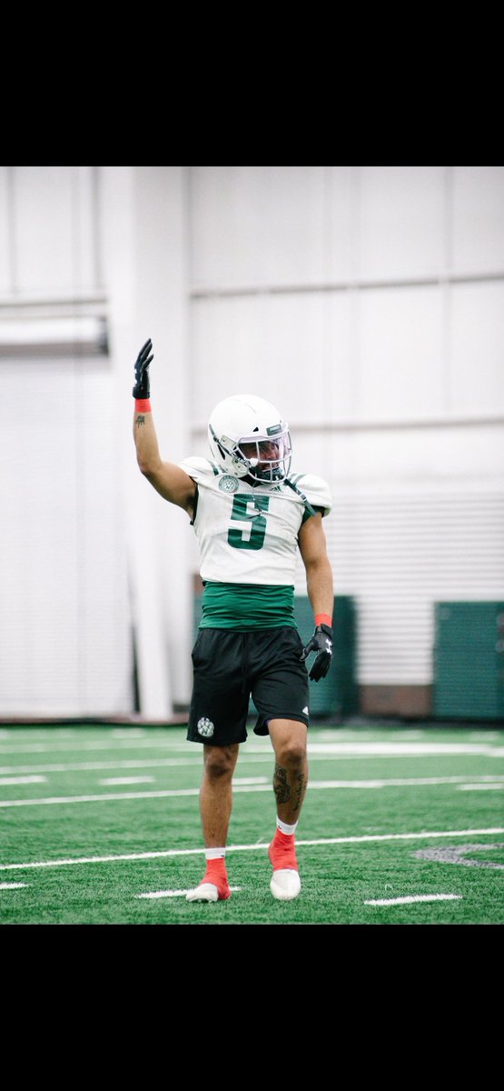 KamariTrimble's tweet photo. Uh oh he's back in 5 π€ #5mode @JamarMoya https://t.co/z4amWEdL5W