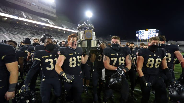 #AGTG After a great talk with <a href="/Coach_Worley/">Cody Worley</a> I’m blessed and honored to announce that I have received an offer from Army West Point! <a href="/coachbrentdavis/">Coach Brent Davis</a> <a href="/mtbeach29/">Marc Beach</a> <a href="/RecruitLambert/">Lambert Prospects</a>