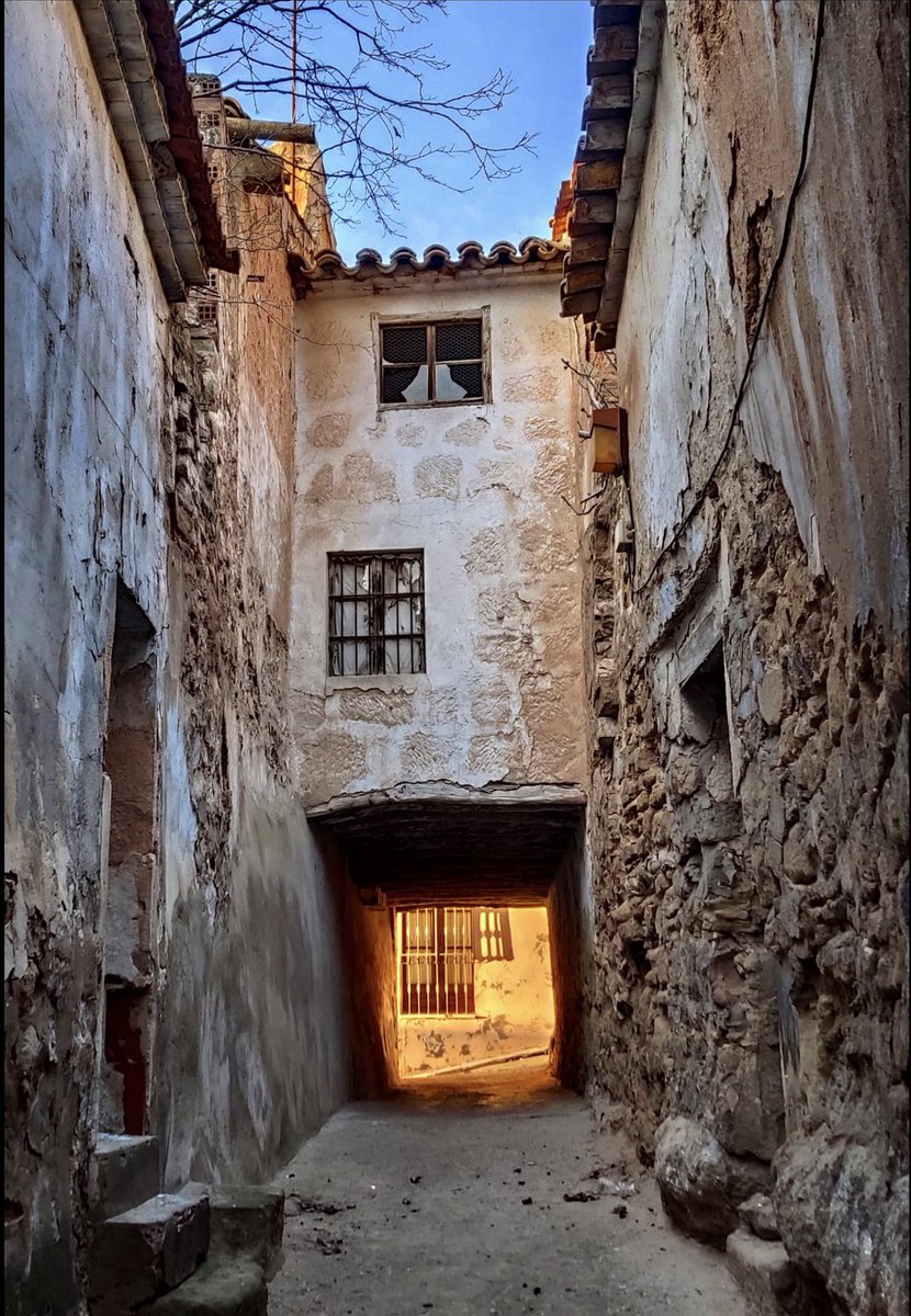 rozikas79's tweet photo. #Escatron @EscatronTurismo
#Lugaresconencanto
#Mipueblo https://t.co/8mHDkpuNRr