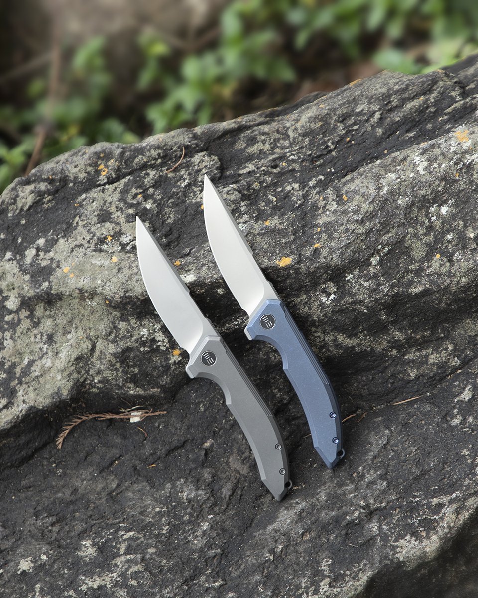 #NEW WE Quixotic 🔥
Gray VS Blue 💪 Which one catches your eye more?😍
- 
*Blade Material: CPM 20CV
*Handle Material: 6AL4V Titanium
*Overall Length: 7.95" / 202.0mm

-SHOP YOURS: weknife.com/plus/list-4.ht… -
.
.
#Weknife #Weknives #Edc #Everydaycarry #newnewarrival #WEQuixotic