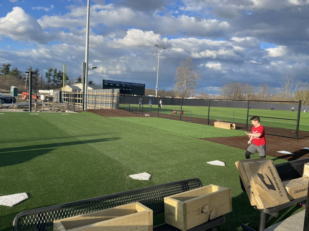 Justin Clifford tweet media