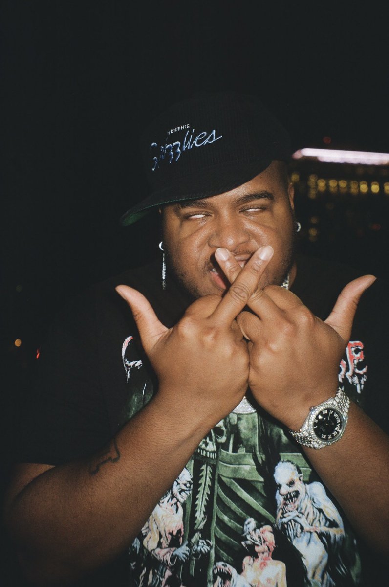 OmarJmoose's tweet photo. King of Crunk @dukedeuce901 after @RollingLoud x SXSW Day 1 https://t.co/POcBTlcUko