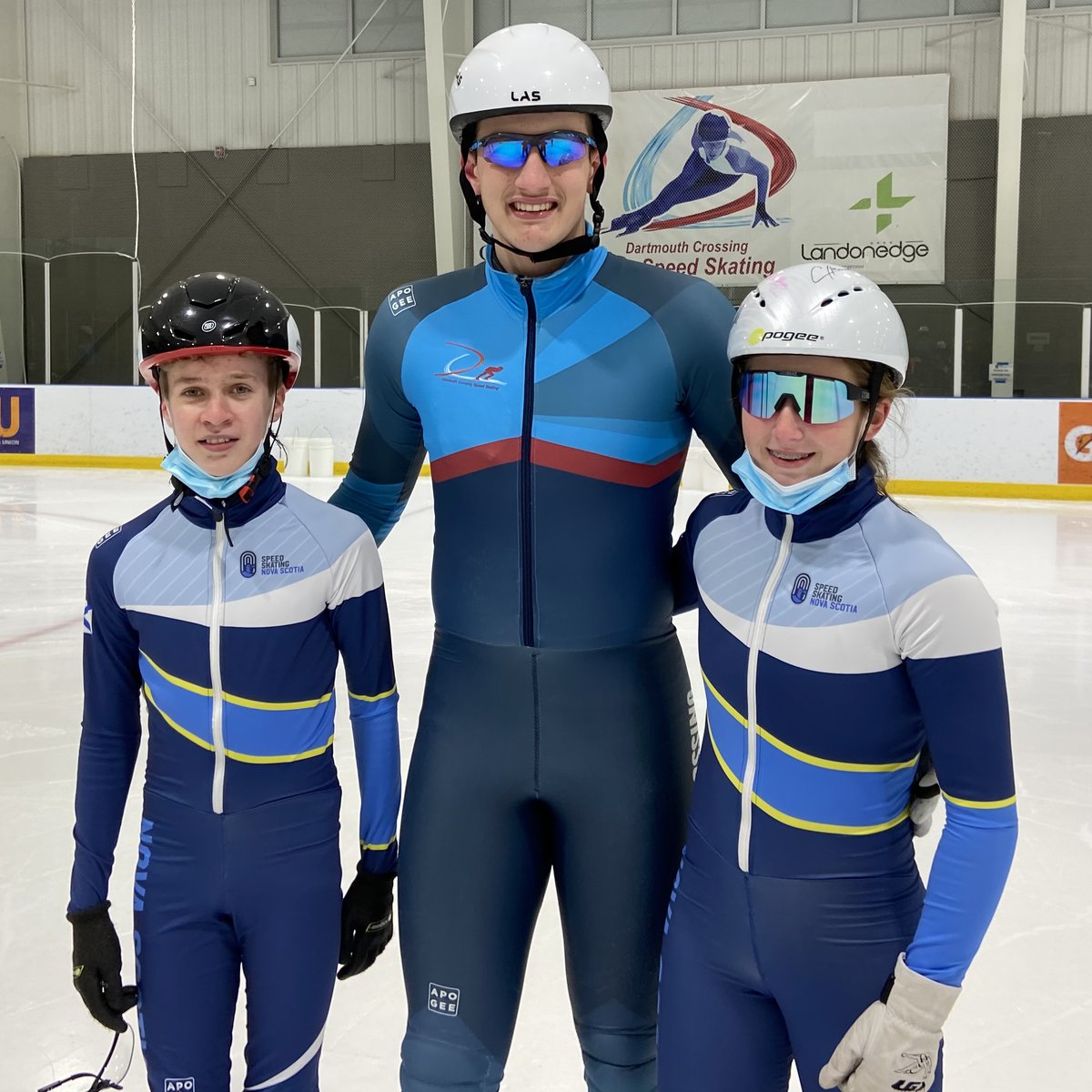DCSpeedSkate's tweet photo. Jacob, Garrison, Julia, and Coach Lauren are off to the Canadian Youth Short Track Champions (East) in Sherbrooke PQ this weekend. Go fast and have fun everyone. 

Watch the livestream on Saturday and Sunday at https://t.co/bzP1iSmdpn. https://t.co/celwIDE4iP
