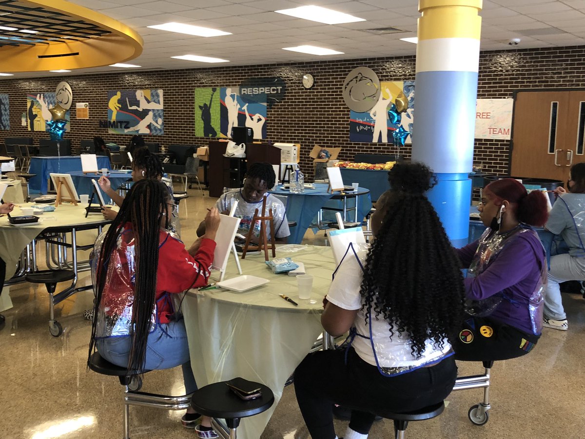 Theresa Courts tweet media