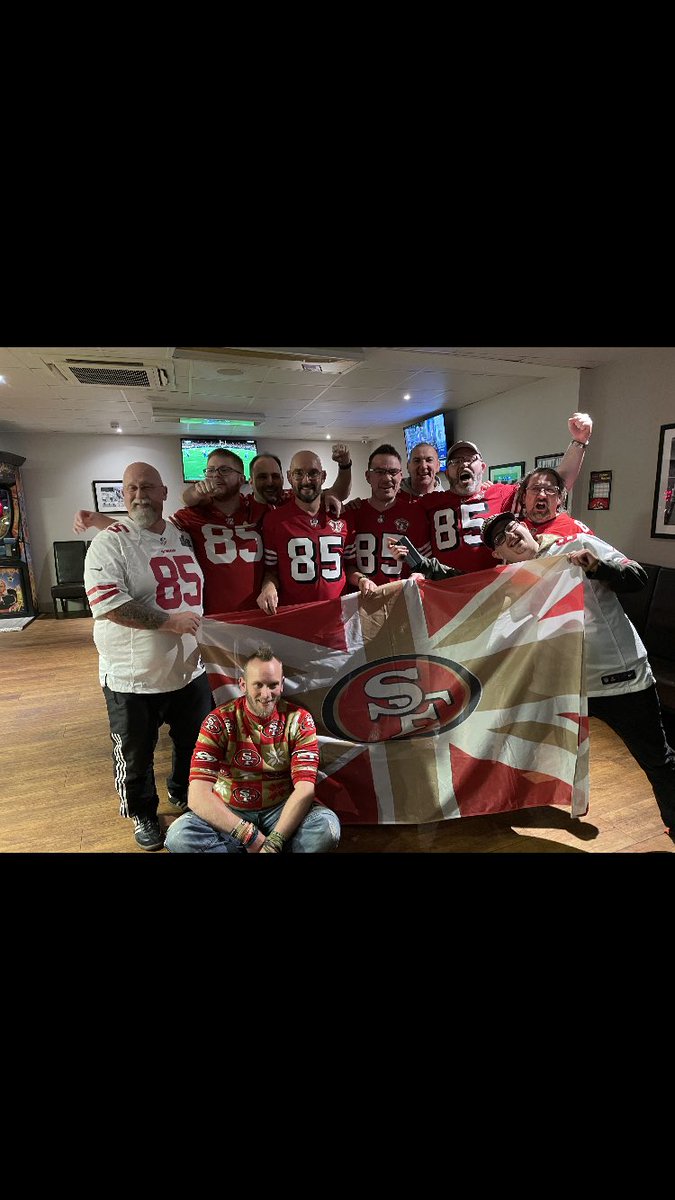 Rachel_VN's tweet photo. @gkittle46 Welcome to Ireland 🇮🇪 Where #Club85 appreciates you! I hope you have a blast here and enjoy the Guinness 😁 travelled over to SF many times, so glad to see you Thai side of the world 🇮🇪🏈 https://t.co/7OvwQoud9Z