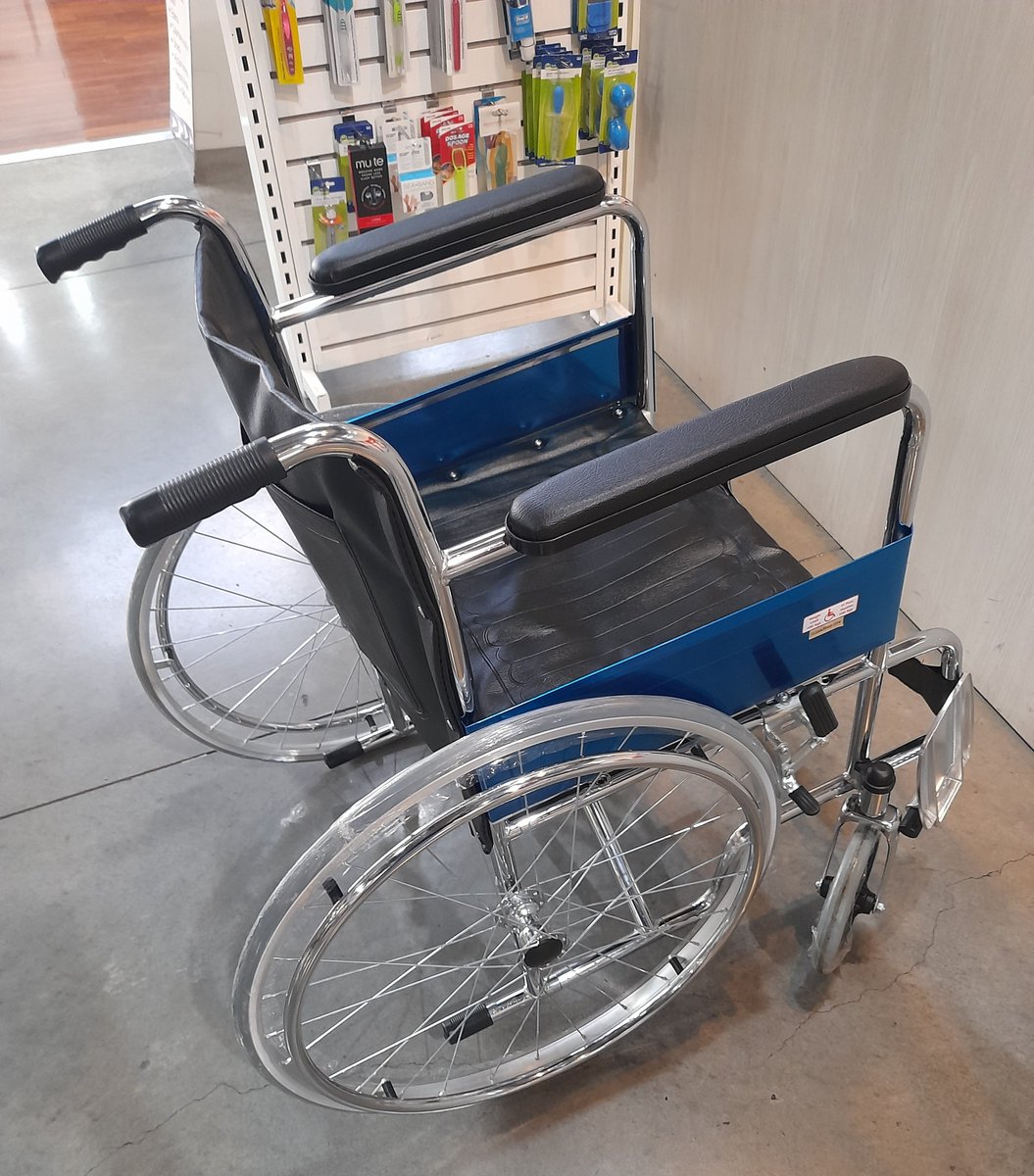 Conseguimos la silla de ruedas. 🥳 <a href="/CosasBuenasSV/">Cosas Buenas SV</a>