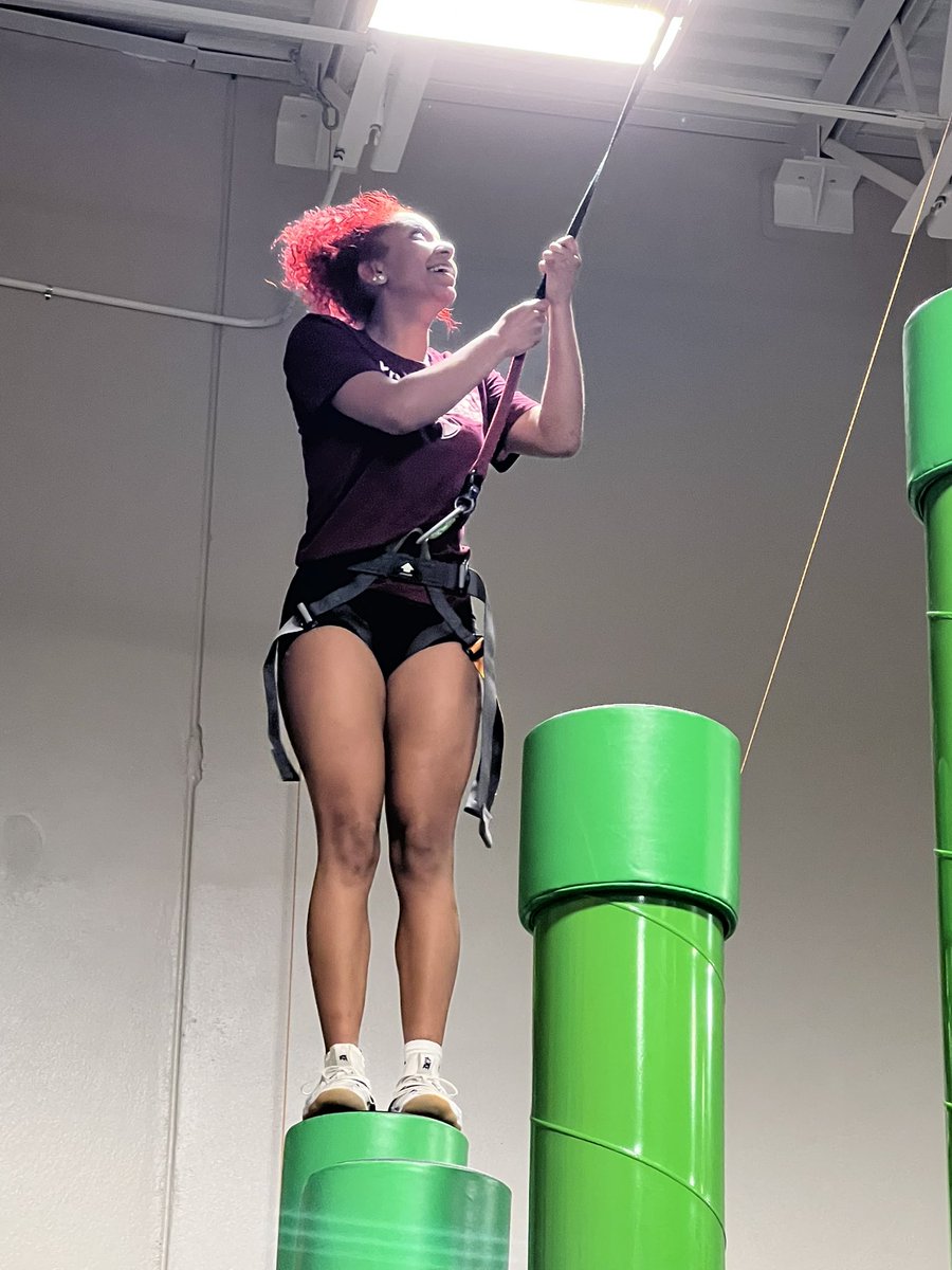 FairmontVball's tweet photo. We had a great time doing some team bonding at Clip ‘n Climb! https://t.co/MpQQwSkDZM