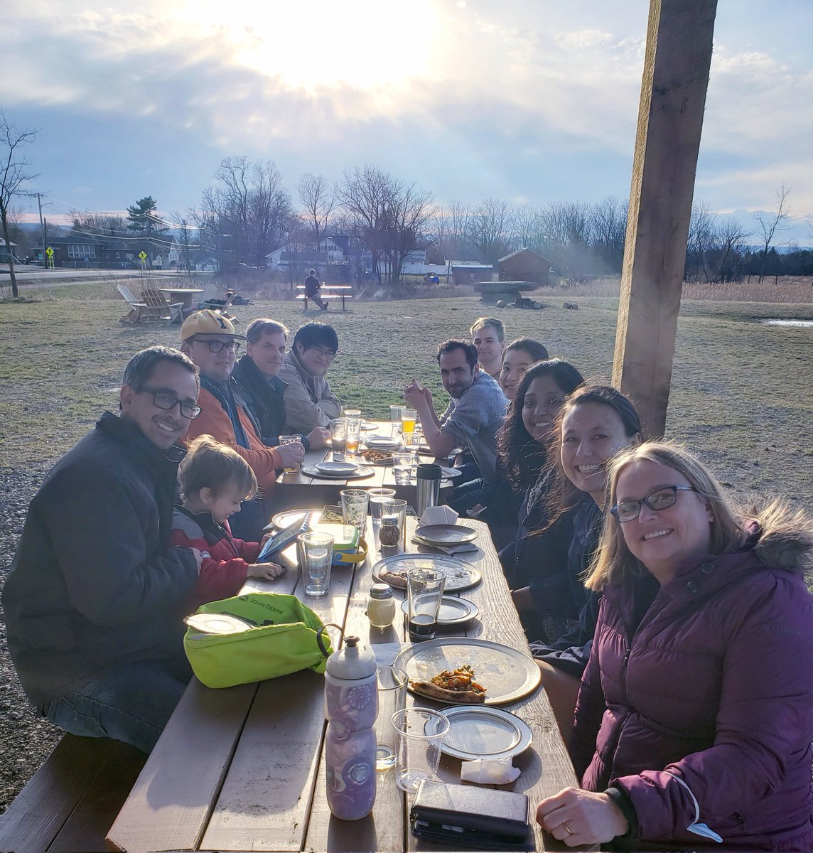 ThePughLab's tweet image. Rare spring evening w/@ThePughLab &amp;amp;  @CornellBiotech&apos;s #Epigenomics Core members! Best wishes to @Chitvan29, @kylini, &amp;amp; Ali who are off to new adventures! We didn&apos;t have a proper farewell earlier due to covid rules. We&apos;ll miss you but we know you will do amazing work! Cheers 🍻