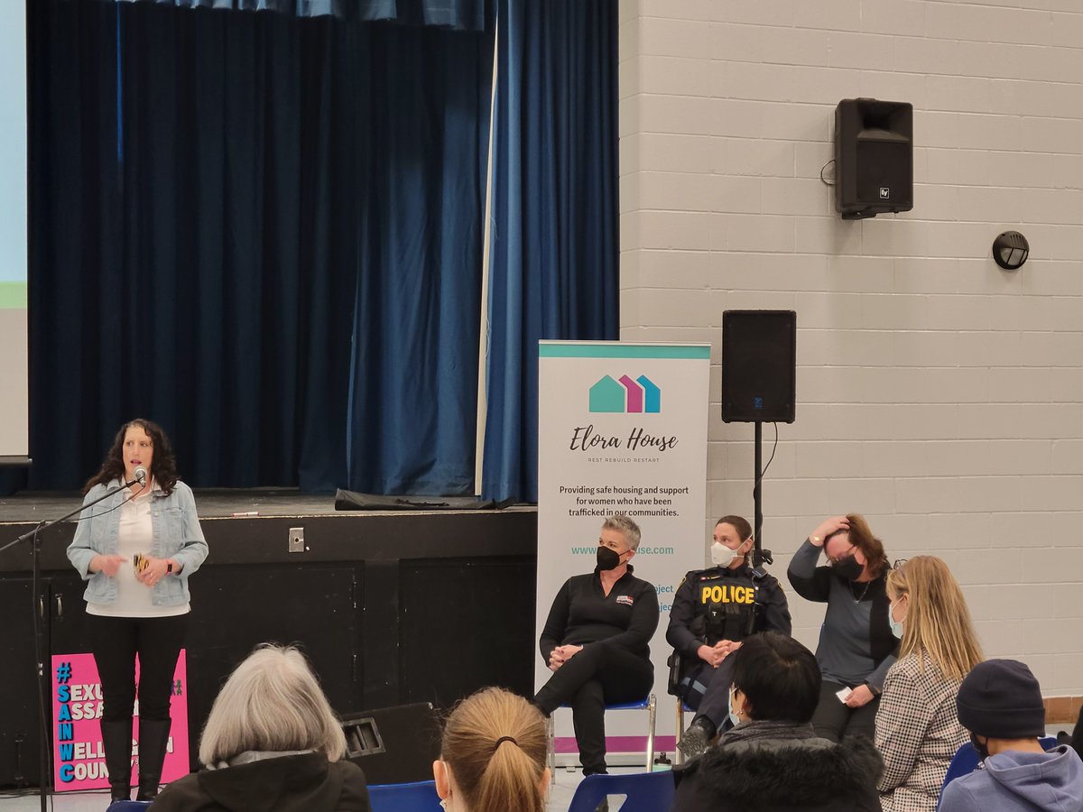 OPP_WR's tweet image. #WellingtonOPP, @CSGWtips, @VS_Wellington, and #EloraHouse were raising awareness tonight about human trafficking in rural communities. #reducethestigma #HTinWC #SAinWC #nohumantrafficking #knowthesigns #ithappenshere ^ju