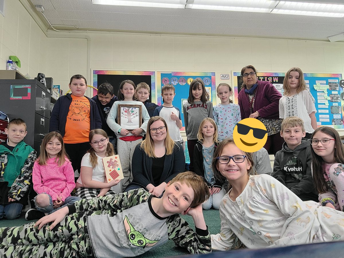 Miss Scott tweet media