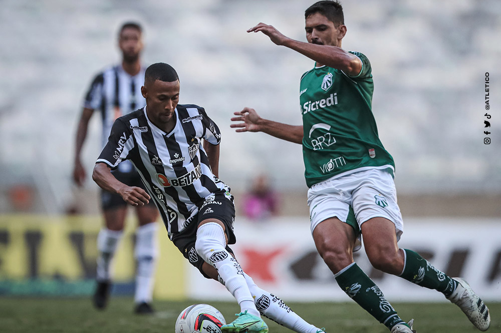 Atletico's tweet photo. 💪🏾 Na tarde de ontem, o Atlético venceu a Caldense por 2 a 0 e abriu vantagem na disputa por uma vaga na final do Mineiro.
📸 Confira o álbum de fotos da partida: https://t.co/dWZTbm4q1z
#VamoGalo #CALxCAM 🏴🏳️ https://t.co/7C7d5JQHtG