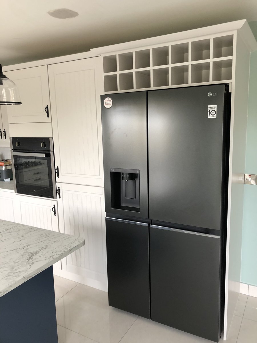 Eglantine Hand Painted Kitchens tweet media