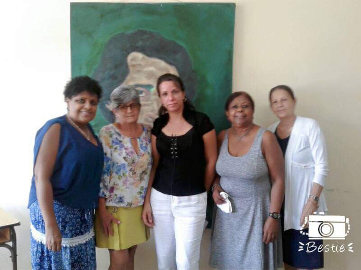 YaimaDelgadoGo4's tweet photo. #CubaVive con los excelentes resultados en el ejercicio de categorización para Profesora Auxiliar de nuestra joven Ketty , muchas felicidades , @FeiUclv crece en su claustro @EUclv @osanamoleriop @UCLVCU @LismayPerezs https://t.co/E6QNt39Bud