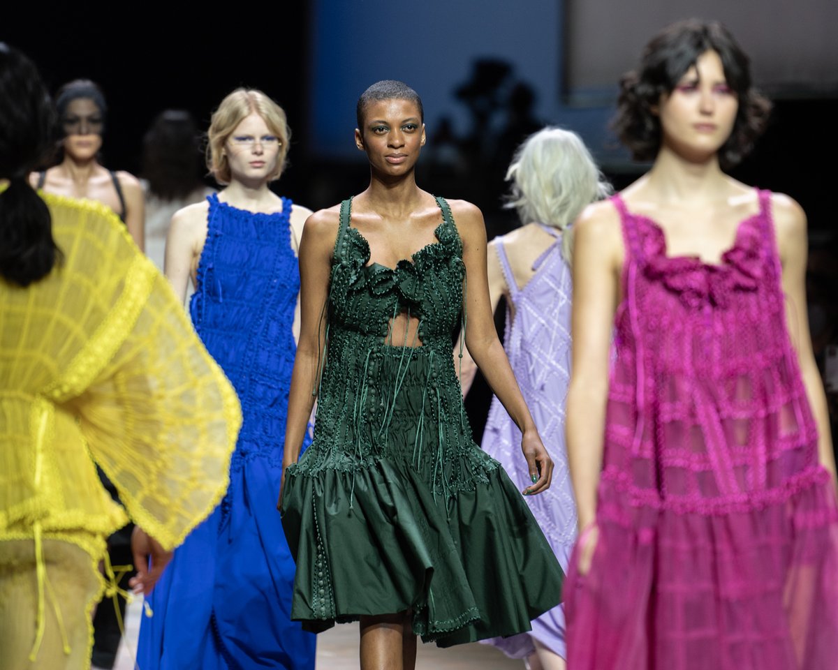 nfriisk's tweet photo. Throwback to last week - final of the opening show from Sofia Ilomen  at the #BerlinFashionWeek - you can find all my pictures from the show here: https://t.co/VMhRuwp2dp
#fashion #fashionweek #swissphotographer #nordfriisk https://t.co/qoYpW8HSNK