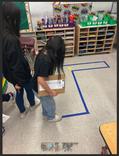 FrostLakeSpps's tweet photo. Students in @PTP_Press 4th grade classroom at @FrostLakeSpps put into action their knowledge of area and perimeter to find both of shapes with unknown measurements. The students said they loved the unique learning opportunity and the chance to work as a team. @SPPS_News https://t.co/yxNL2VBdaX