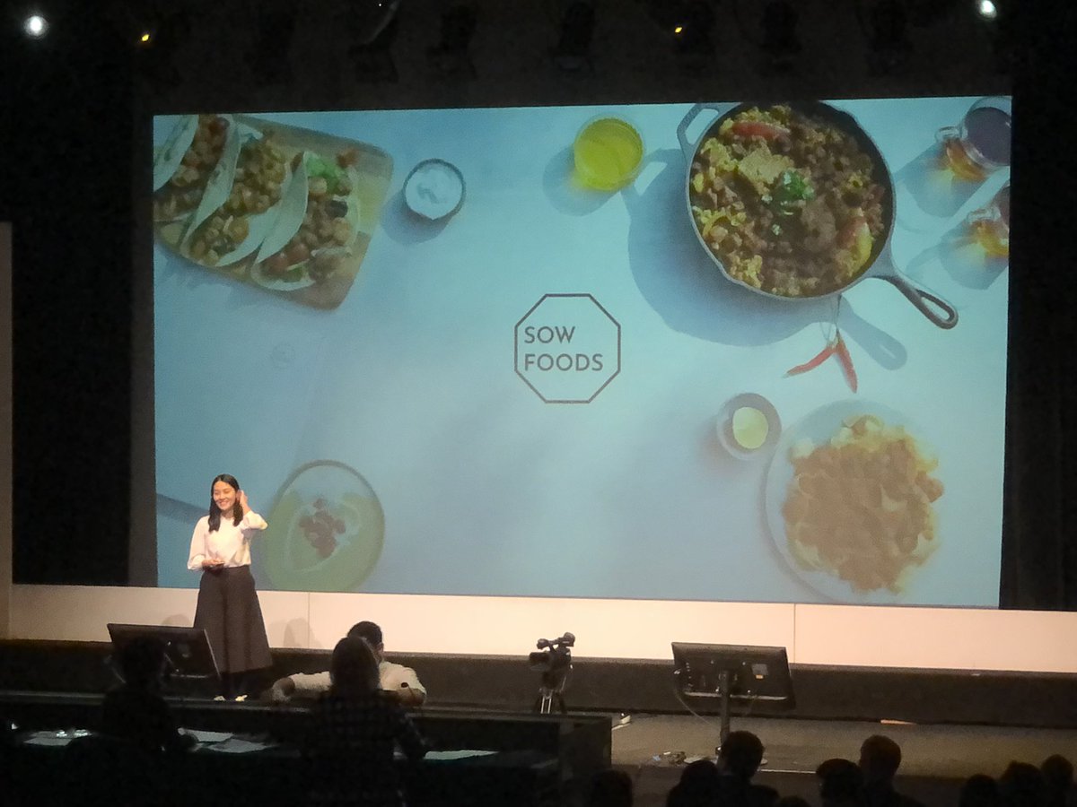 Very impressed by the <a href="/ICEnterpriseLab/">Imperial Enterprise Lab</a> #VCC22 finalists pitching their startups. Two of the finalists tackling climate are <a href="/FlexSea1/">FlexSea</a> with their seaweed-derived plastic film and Sow Foods with their plant-based meat that reduces the consumer burden of choosing sustainable food
