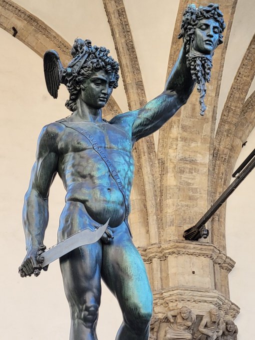 The statues in the piazza della signoria were so amazing https://t.co/pUGYAuyEis