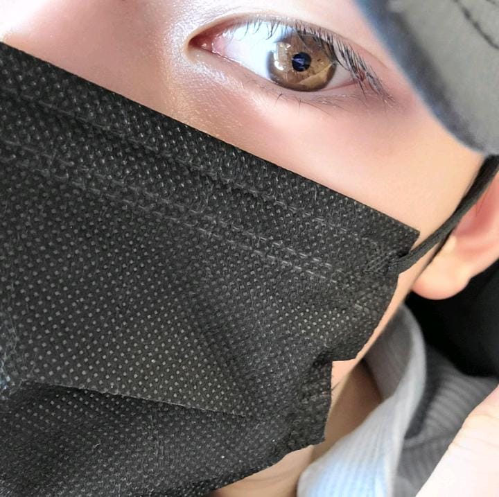 heepoety's tweet photo. os olhinhos de raposa dele são tão lindos 🥺 https://t.co/BGkftyG7jD
