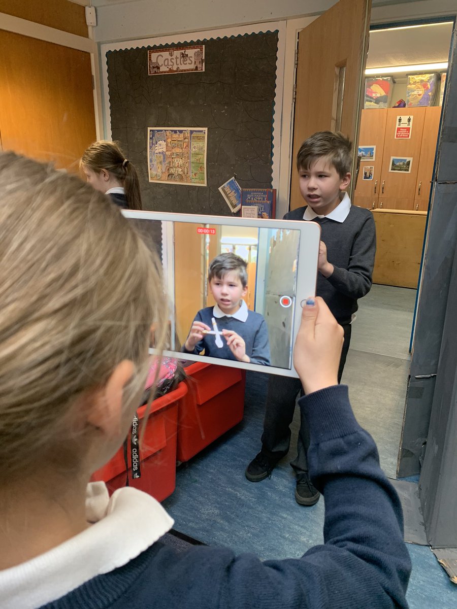 MissBonar_'s tweet photo. For STEM this morning, we experimented with resources to create catapults, measured how far they could make a pompom travel and created video instructions on how to make one. Everyone was so engaged in the learning! @carmondean_ps @WL_STEM https://t.co/SCYv9BoFV2