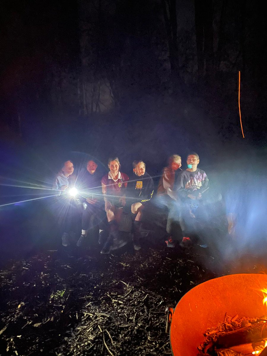 BWPBoarding's tweet photo. Campfire night, with marshmallows, clear skies and quiet nights #iloveboarding https://t.co/bOEz0QSdkr