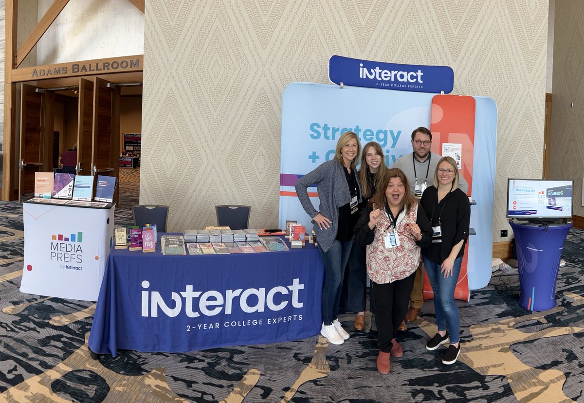 MediaPrefs's tweet photo. Awesome people, awesome conversations, awesome mountains. Weโre so happy to be in Denver with NCMPR!
#mediaprefs #interactlife #NCMPRignite https://t.co/yxW5ECvzcQ