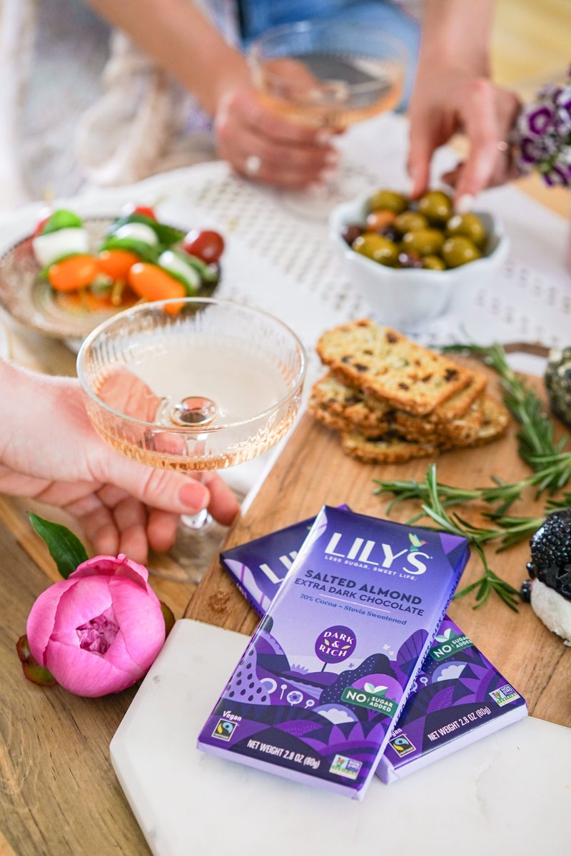 There's nothing an ice cold glass of rosé and some salted almond dark chocolate can't fix 🍷🍫