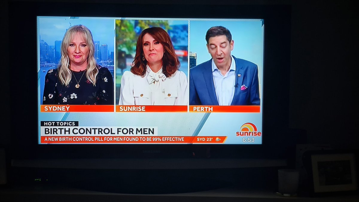 Flightpimp's tweet photo. I'm a bit confused as to how Perth is 3 hrs behind Syd but sunny as hell.
When it's nearly 7am in Sydney.
@sunriseon7 @Channel7 @kochie_online https://t.co/8Gkxnk5IT6