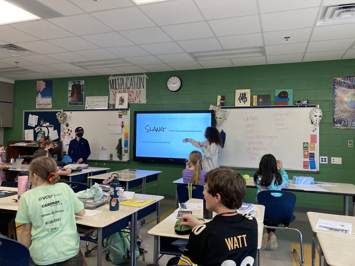 mrHooksHorde tweet media