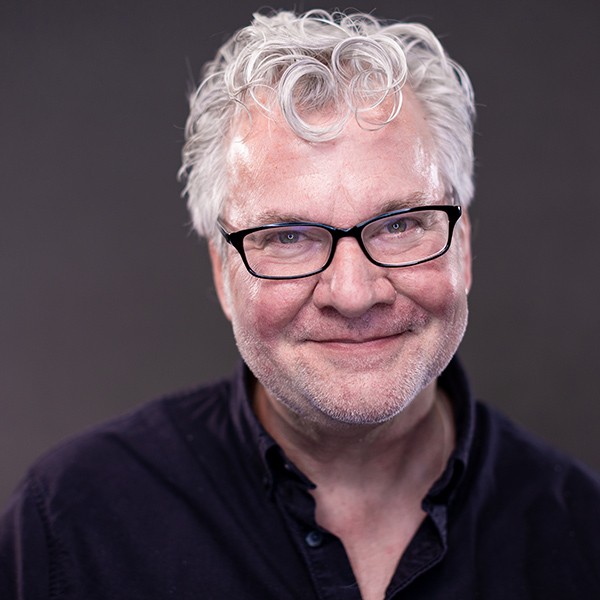 Last morning for me filling in, 6-10 am, for Bob Sirott on <a href="/WGNRadio/">WGN Radio 720</a> I'll be talking to radio great Kevin Matthews about his "Broken Mary" book and <a href="/elevatoragogo/">Elevator A Go Go</a> and Kelly Leonard, son of Roy, and comedy legend, about <a href="/WorldComedyExpo/">WorldComedyExpo</a> here this weekend. And, of course, more.