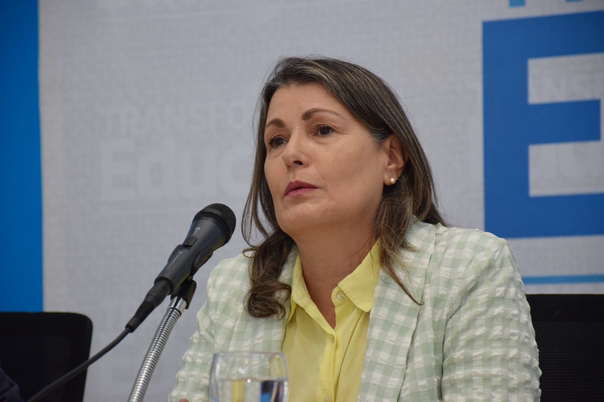 primaria_anep's tweet photo. 🆕 La @ANEP_Uruguay recibió una donación de parte de @NevexUy de 5.000 túnicas que fueron distribuidas entre diferentes escuelas públicas del país. 

📲💻 Nota completa en https://t.co/2w6Mdd8rox https://t.co/FajdAu6Oc5