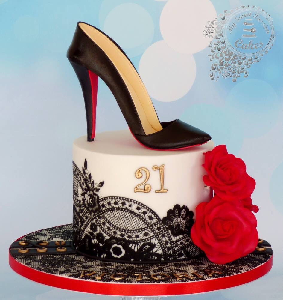mysweetpassion1's tweet photo. Cakes for any occasion ;) #cakes #birthday #celebration #Brighton #sussex #cake #Beatakhoo https://t.co/UWAgO8r8ys