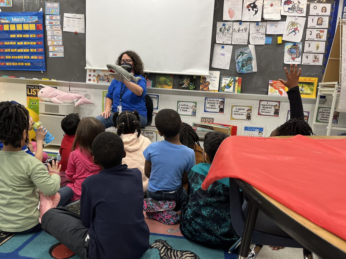 conner_CRES's tweet photo. Today, our first grade scientists got to explore the different sights and sounds of nature! Thanks @HoCoRec Robinson Nature Center for a great program. @hcpss_cres https://t.co/IAbWE0JjBR