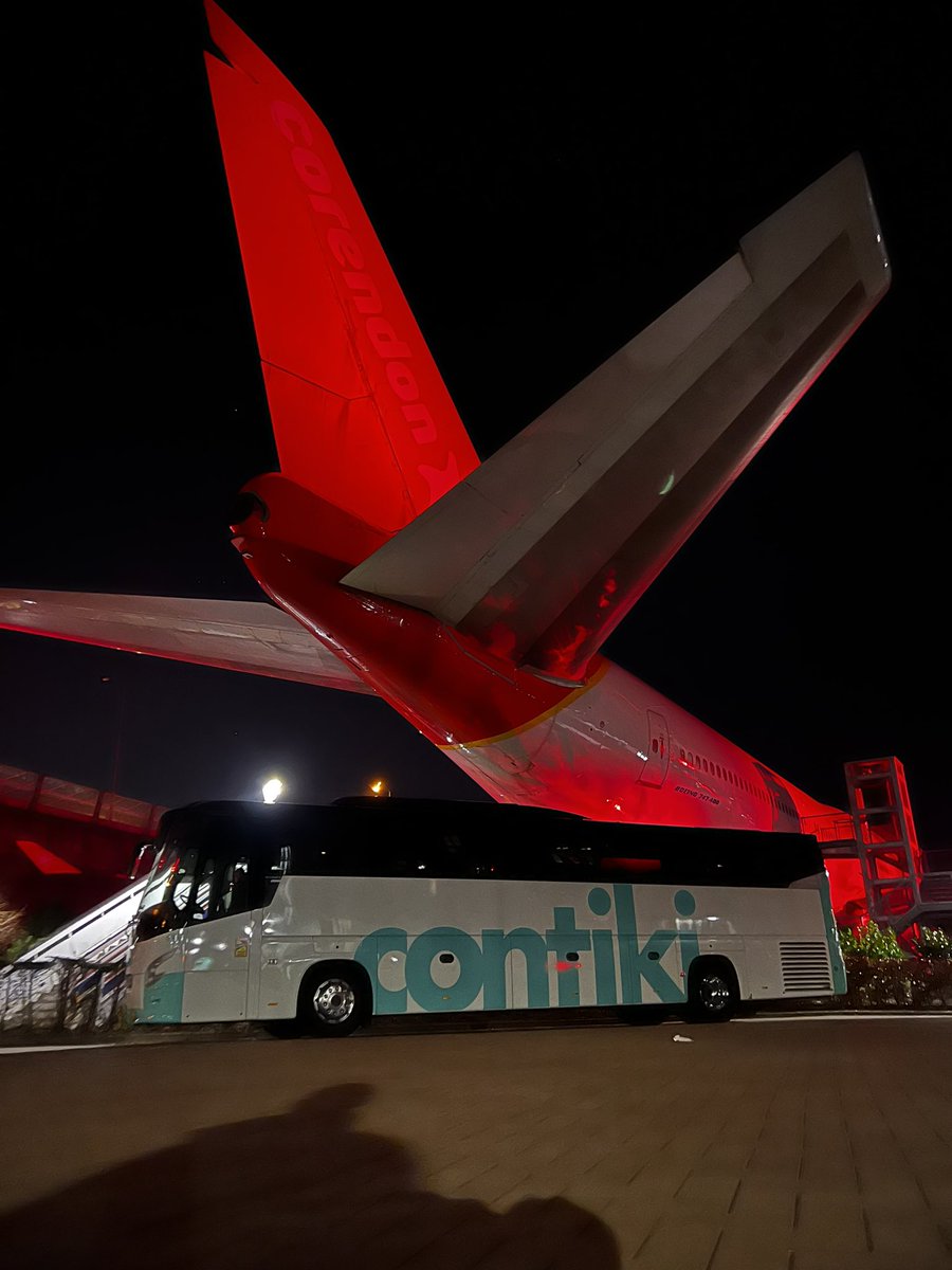 theduffman76's tweet photo. Turned up at my hotel tonight and some fecker in a 747 has taken my parking spot #corendonhotel #queenoftheskies #747 #contiki https://t.co/T34N848hH8
