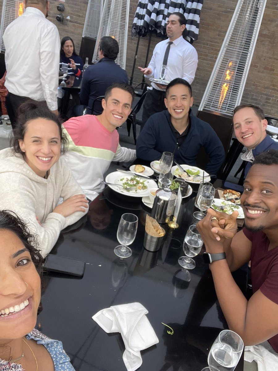 anarghya503's tweet photo. Sunny ☀️ day in SF, lunch with some VC Besties, grateful for these extended colleagues in this wacky &amp; wonderful industry 🤗 https://t.co/QGwLmS4xt9