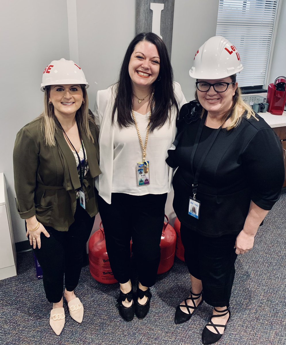 Kelly Lampman tweet media