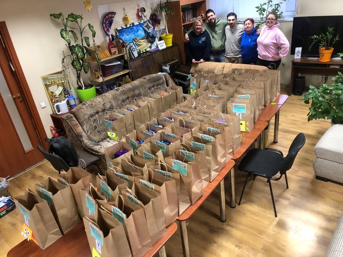 BBYOInsider's tweet photo. We would like to extend our gratitude to every chapter around the Order who has been been assisting with supporting efforts in Ukraine. These photos are from our siblings at the Bet Graham JCC in Ukraine putting together Mishloach Manot baskets from money that we raised for them. https://t.co/uwRcJUhTbw