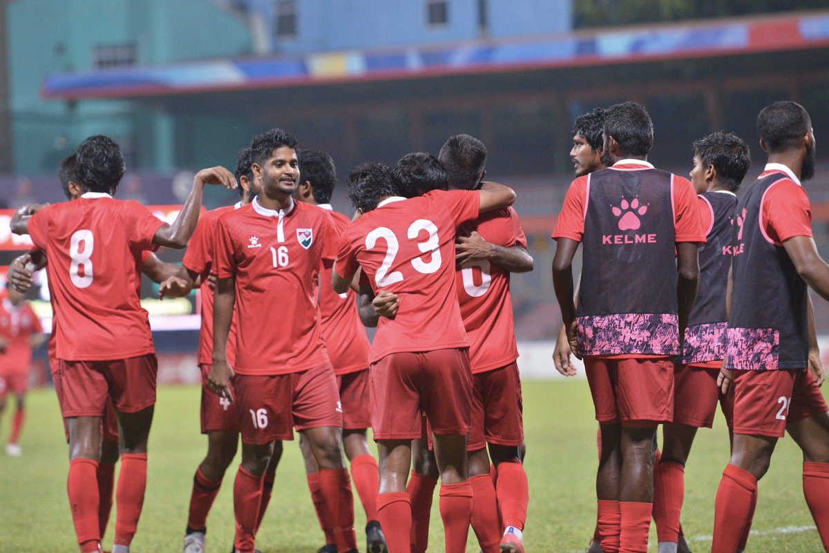 SystemFoot's tweet photo. [#Amical🌐] Les #Maldives 🇲🇻 s’imposent 2-0 face au #Bangladesh 🇧🇩 !

⚽️ #Ahmed 38’
⚽️ #Mahudhee 61’

#MDVBAN https://t.co/1N8BrbPIds