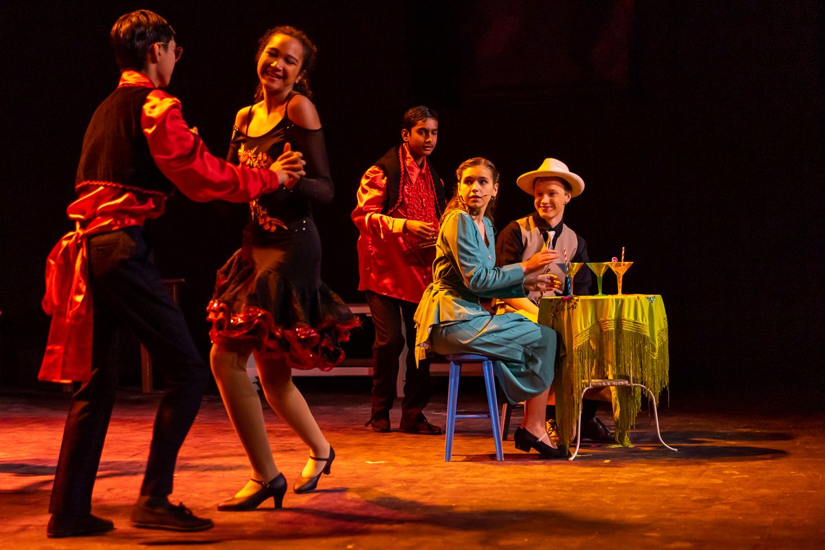 FettesDrama's tweet photo. The action transferred to Havana where a disagreement between dancing couples developed... https://t.co/POvR3zWsMd
