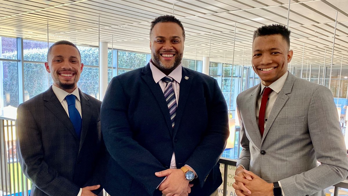 TulaneLaw's tweet photo. Say it with us, "Best in the nation!!"💪  Tulane's team not only won the national BLSA competition, they took perfect scores in several rounds. In all, it was a trifecta of Best Oralist, Best Petitioner Brief, BEST team! ✔️ ✔️ ✔️ 👏  https://t.co/yooLUrKEp1 https://t.co/gJsL2ejqIr