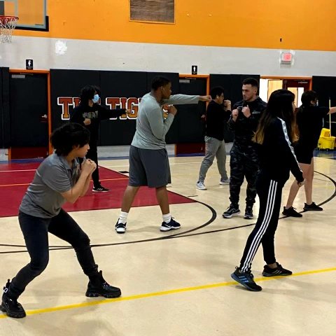 Huge thank you to personal trainer @ericrakofsky1 for coming out to our #jklivin program at East Austin College Prep yesterday to help our students SWEAT IT OUT! The kids got such an awesome workout and they really loved meeting you!