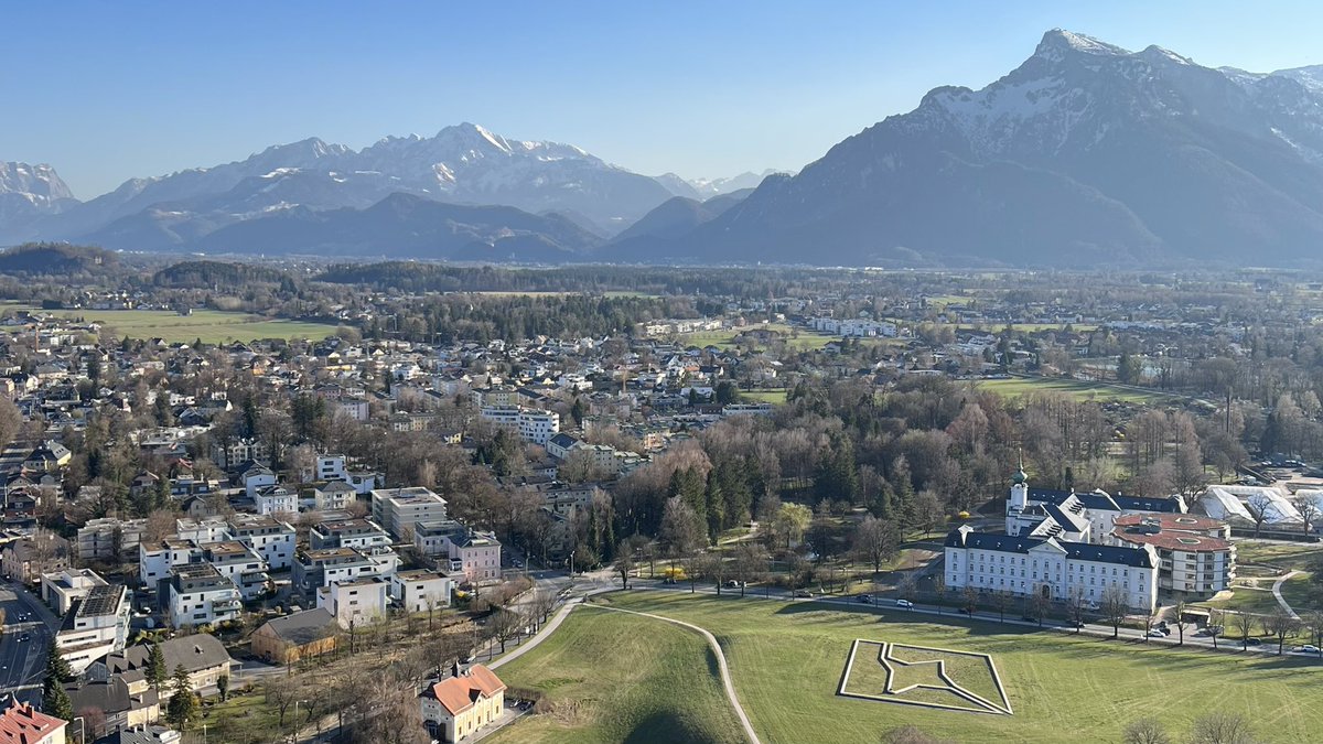 FarhadGarashov's tweet photo. İ loved the city of 🇦🇹#Salzburg!
#visitable, #walkable and #enjoyable! https://t.co/ovRK3ie6hc