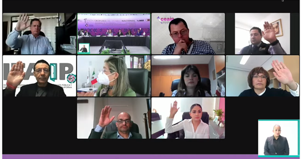 IDAIP_DURANGO's tweet photo. A propuesta de presidente del IDAIP y @CoordGaranteSNT, @LucyMariscalC1, aprueban en Sesión Ordinaria del Consejo Nacional del Sistema Nacional de Transparencia, el #CalendarioVirtual de sesiones y eventos del @CONAIP_SNT, para agendar reuniones, compartir en #RRSS y subir anexos https://t.co/HJLA6GsLgz