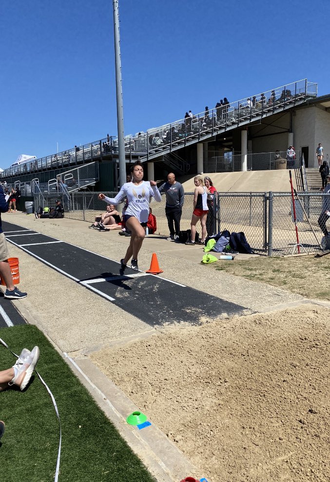 Kgb_hoops's tweet image. Great day watching KGB compete! @KISDAthletics @Gosset41