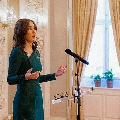 crown Princess Mary of Denmark (@maryofdenmark53) on Twitter photo 2022-03-24 21:46:20