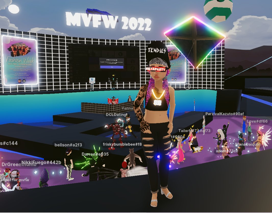 em_DCL's tweet photo. Here at #Decentraland Fashion Week representing @DOCTORdrippNFT and his incredible, unique, and custom built wearables that he has been pouring his heart and soul into over the last couple of months.  Shoutout to @maryanaDCL @RichHomieNFT and @DokiDCL wearables in my wardrobe <3 https://t.co/A8UDGHQ2qK
