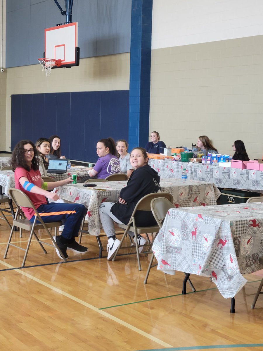 WataugaHOSA22's tweet photo. Thanks to all our staff, students and community members for making this blood drive a success!! We have the best HOSA members around and we are proud of how hard they worked! #wearewatauga https://t.co/HvU4PiZsDd