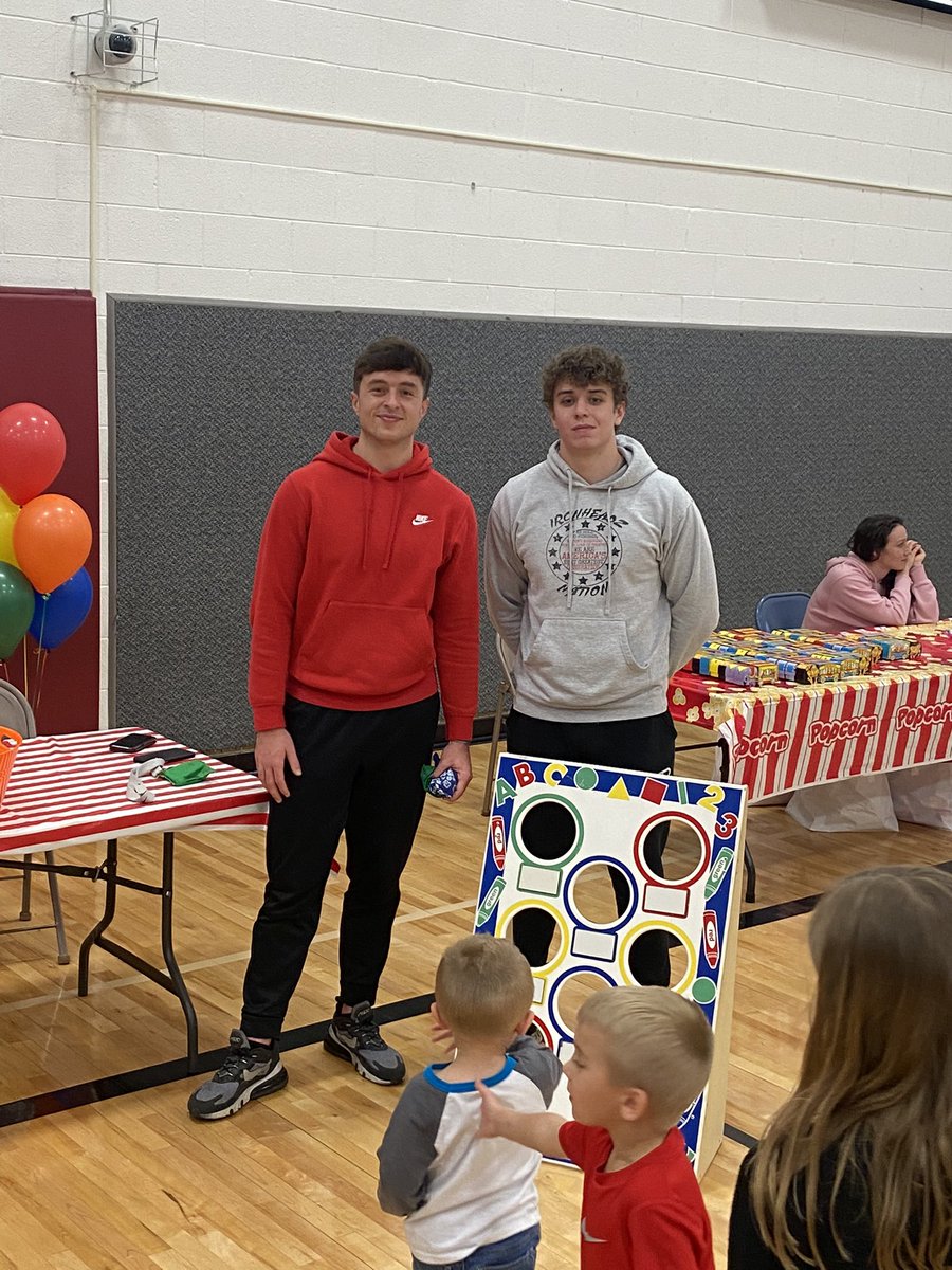 Dave Caniff tweet media