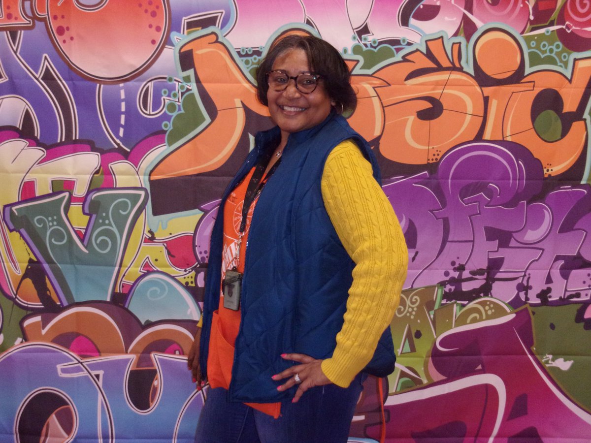 It’s Success Share week @ The Grove! 

The team did it in style, making #SUCCESSSTEPS 🤝🧡 👟 <a href="/TheGroveDFC/">The Grove</a> #MaxPayout #LGCAMPUS